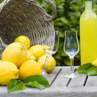 Foto des Limoncello-Likörs