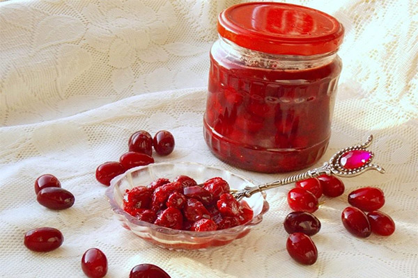 Les propriétés bénéfiques de la confiture de cornouilles