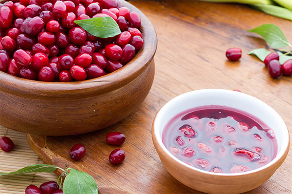 Confiture de cornouilles
