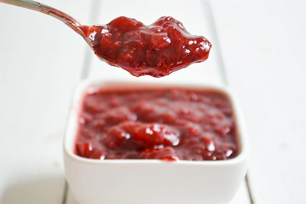 Comment préparer la confiture de ronce arctique