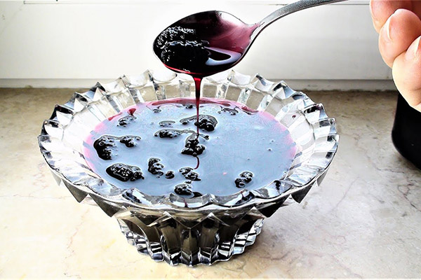 Rohmarmelade aus Maulbeeren