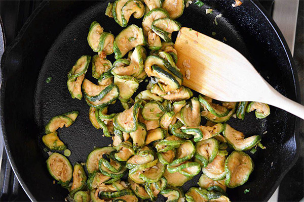 Que peut-on préparer avec des courgettes séchées
