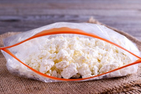 Comment bien décongeler le fromage blanc
