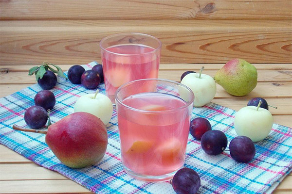 Compote de pommes et de prunes