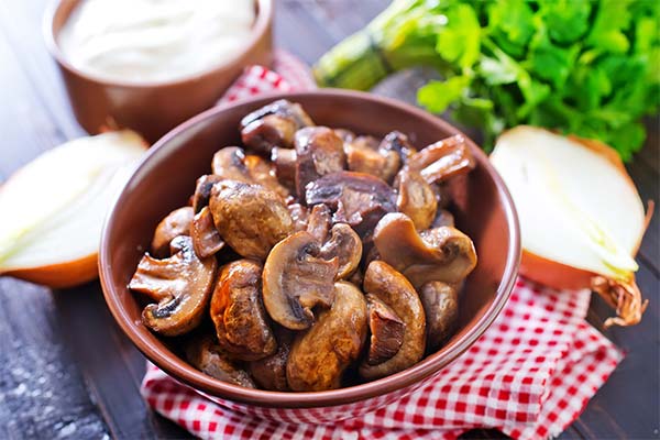Que peut-on cuisiner avec des champignons en conserve frits ?