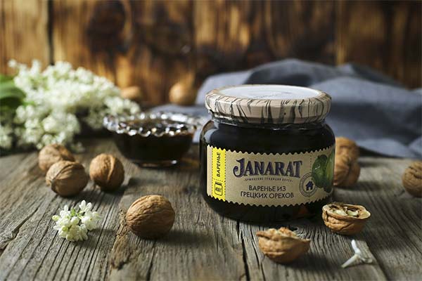 Comment déguster la confiture de noix