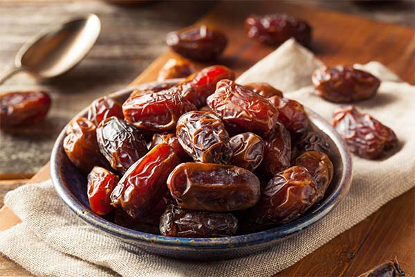 Comment consommer les dattes correctement