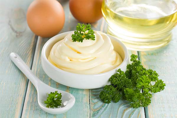 Peut-on manger de la mayonnaise pendant l'allaitement ?
