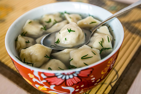 Peut-on manger des pelmeni pendant l'allaitement ?