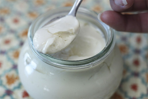 Bienfaits et inconvénients du lait caillé