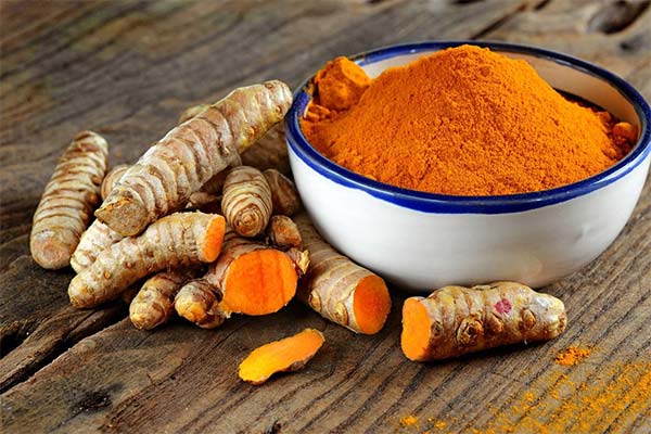 Dans quels plats et boissons peut-on ajouter le curcuma