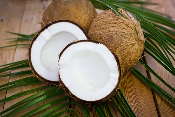Comment choisir une noix de coco mûre en magasin
