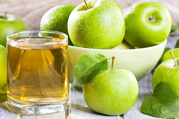 Gesichtsmasken mit Apfelsaft