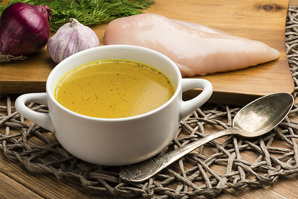 Bienfaits et risques du bouillon de poulet