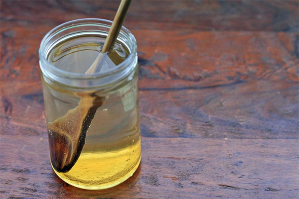 Bienfaits du miel avec de l'eau le matin à jeun