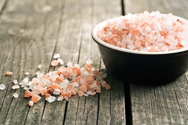 Schaden und Kontraindikationen von rosa Himalaya-Salz