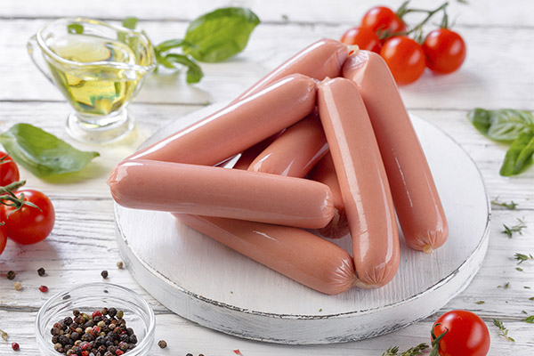 Les méfaits et les contre-indications des saucisses