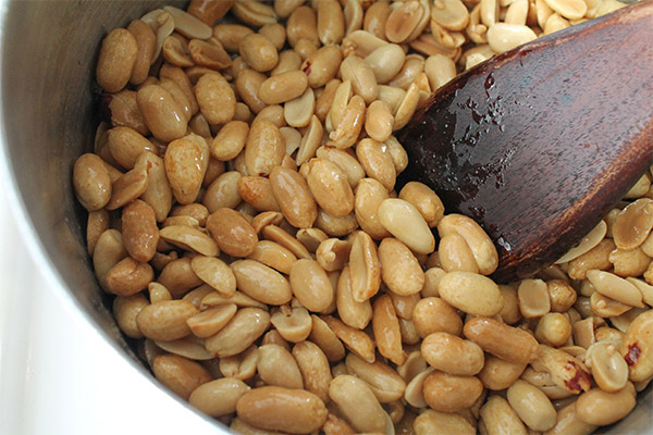 Comment faire griller les cacahuètes