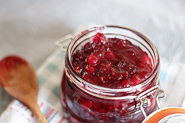 Comment cuisiner la confiture d'airelles : recettes