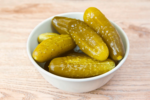 Nutzen und Schaden von gesalzenen und eingelegten Gurken