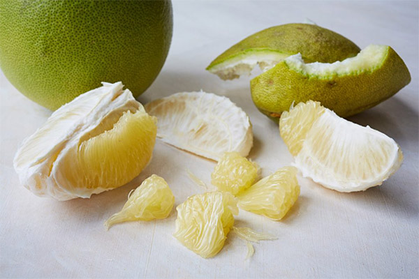 Rezepte der traditionellen Medizin auf Basis von Pomelo
