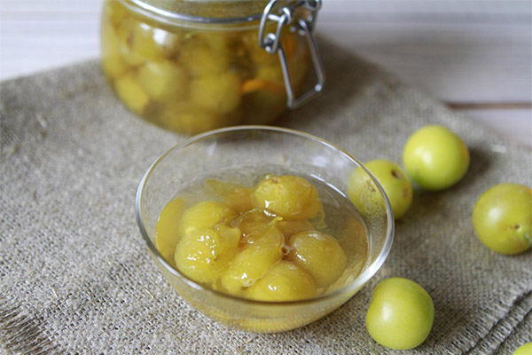 Confiture de prunes cerises sans noyaux