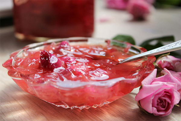 Confiture de pétales de roses