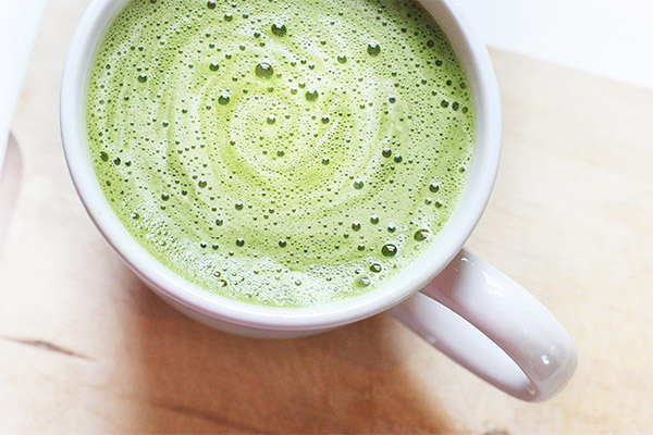 Thé vert au lait pour la perte de poids