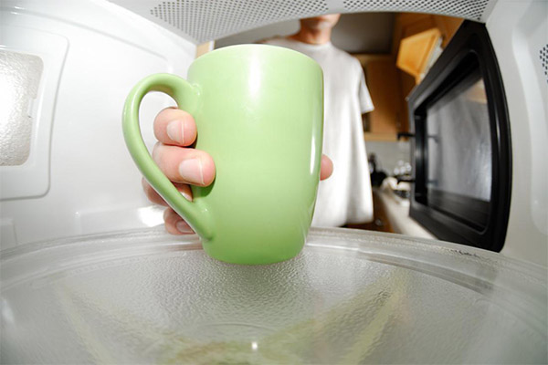 Kann man Milch in der Mikrowelle kochen?