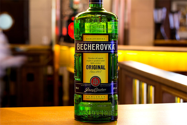 Comment boire la Becherovka