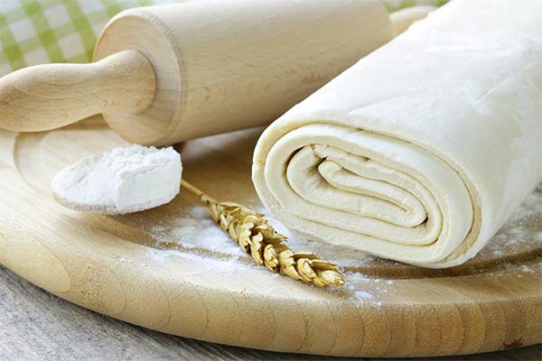 Muss man Blätterteig vor dem Backen auftauen?