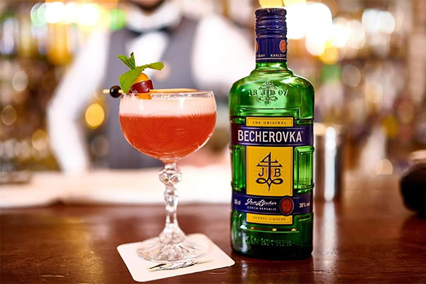 Recettes de cocktails à base de Becherovka