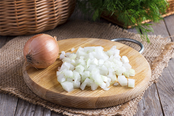 Recettes de médecine traditionnelle à base d'oignon jaune