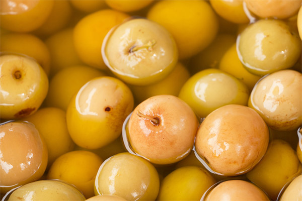 Pommes marinées en tonneau
