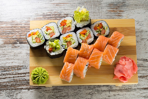 Kann man Sushi und Maki beim Abnehmen essen?