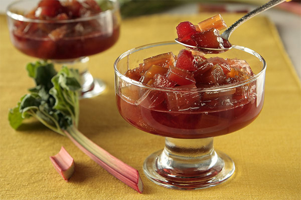 Méfaits et contre-indications de la confiture de rhubarbe