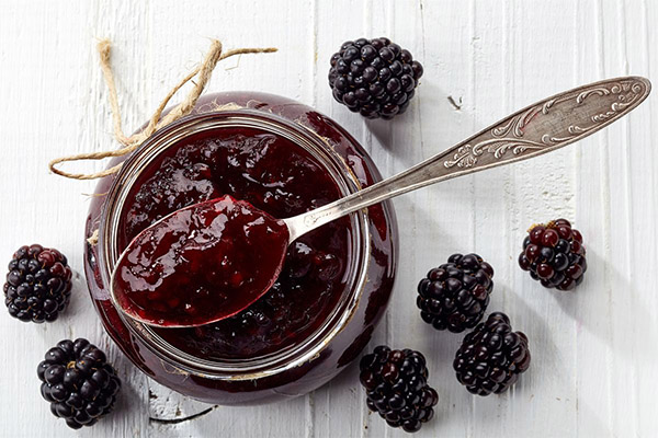 Comment préparer de la confiture de mûres