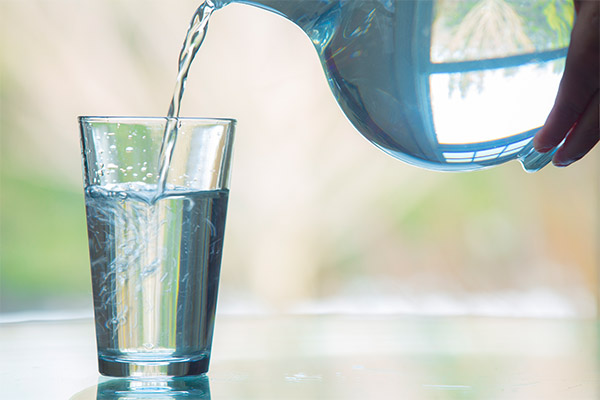Quelles boissons peut-on et ne peut-on pas consommer en cas de colite