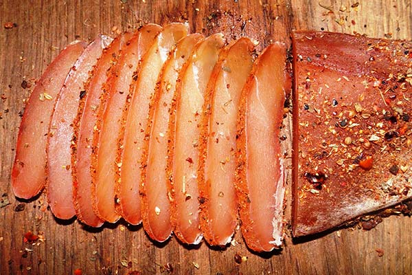 Basturma de poitrines de poulet