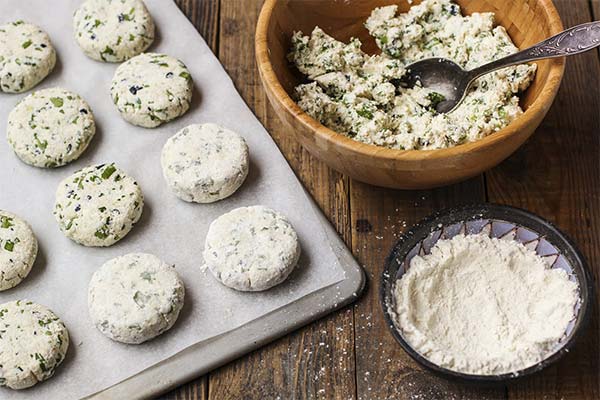 Que peut-on préparer avec du fromage blanc périmé ?