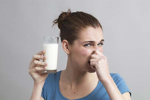 Signes du lait de vache avarié