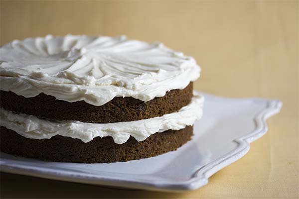 Comment faire une crème à la crème fraîche pour gâteau ?