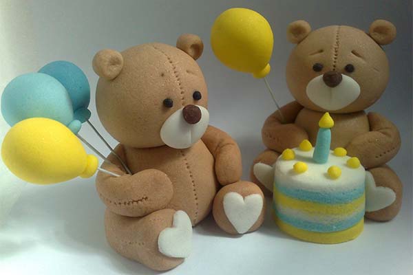 Comment modeler des figurines en pâte à sucre