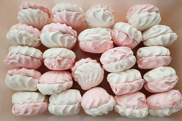 Wie macht man Marshmallow wieder weich?