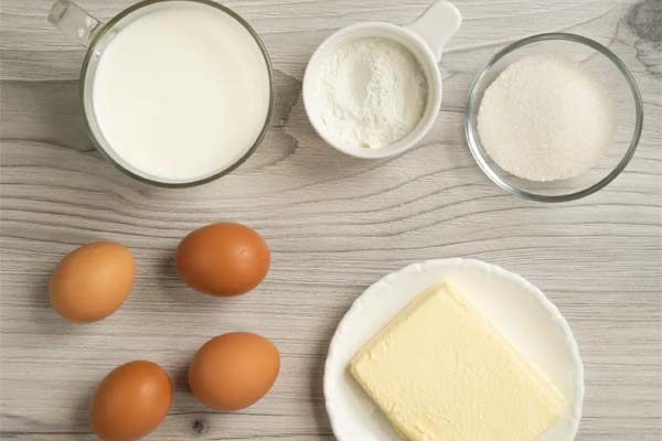 Crème Plombir au lait et à la fécule de maïs