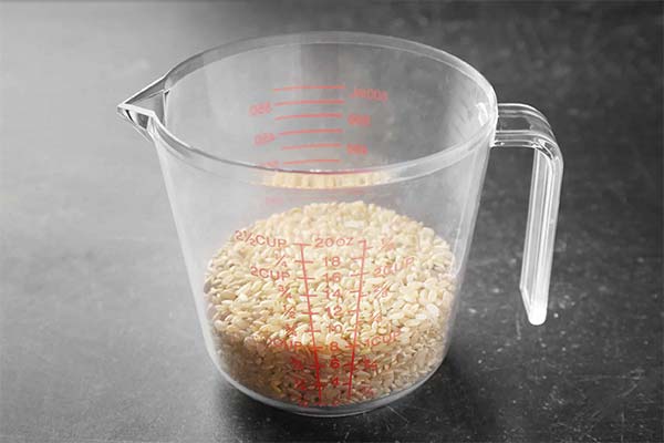 Wie viel Reis wird für die Suppe benötigt?