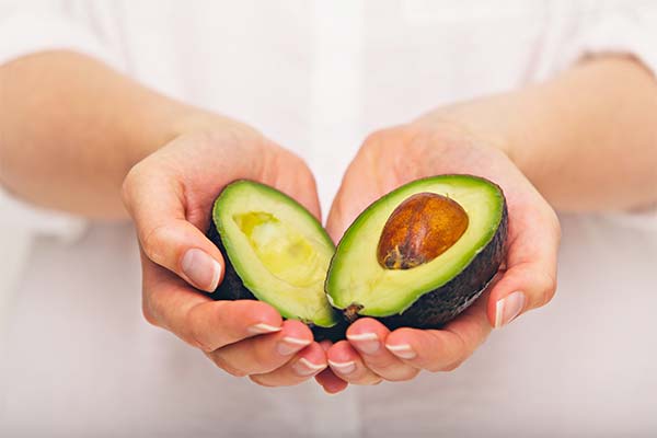 Nutzen und Schaden der Avocado für Frauen